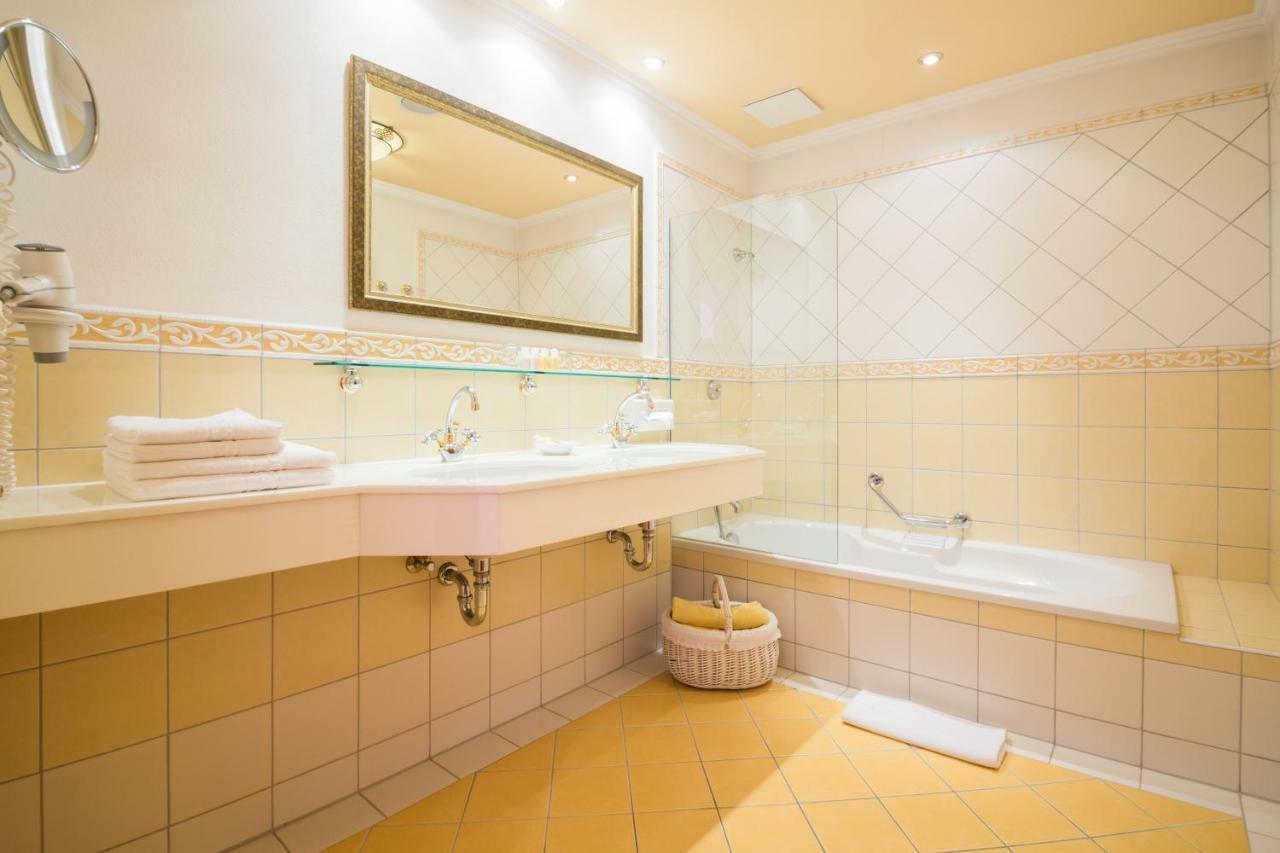 Hotel Alpenschloessl Санкт Йохан им Понгау Екстериор снимка
