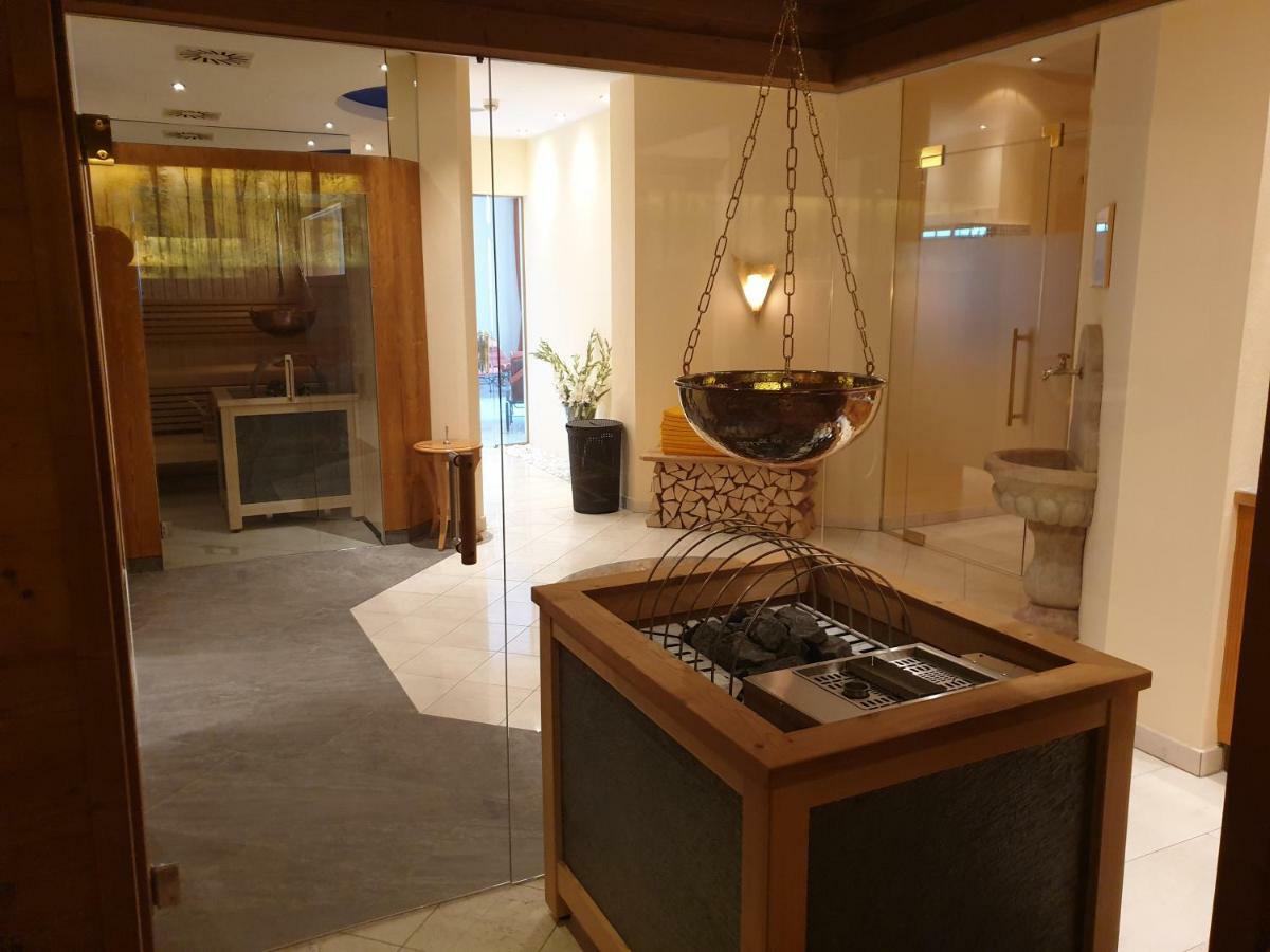Hotel Alpenschloessl Санкт Йохан им Понгау Екстериор снимка